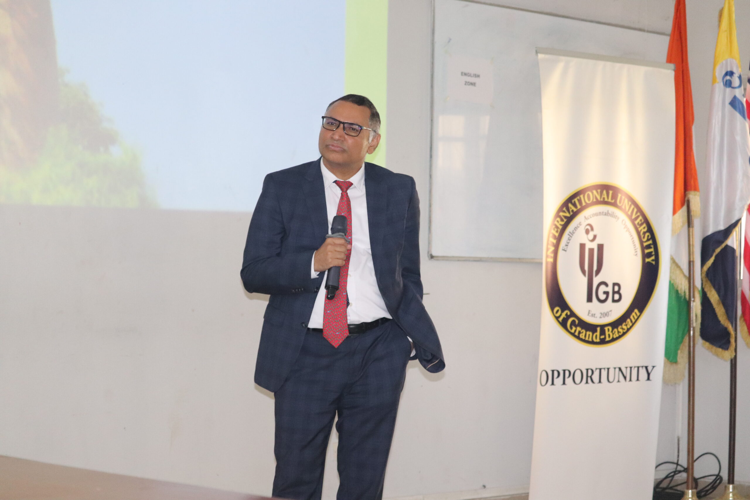 Visit of the Ambassador of Pakistan