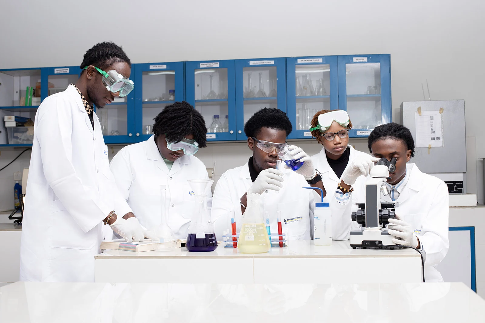 oottlcys5ytwbm00dbkb